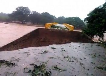 10 municipios quedaron incomunicados en Honduras por colapso de puente sobre Río Ulúa