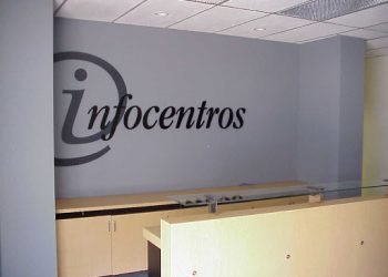 La destrucción de Infocentros y el desinterés de un Presidente de la República