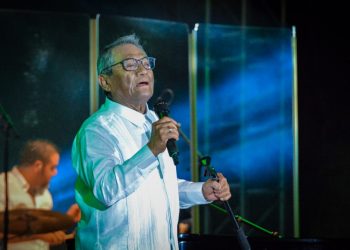 Progresa favorablemente salud de Armando Manzanero, enfermo de COVID-19