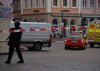15 heridos y dos fallecidos tras ser atropellados en zona peatonal en Alemania