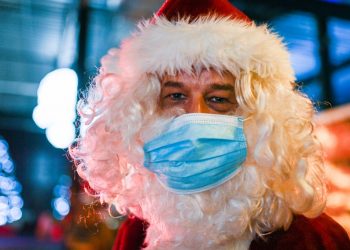 Santa Claus es «inmune» al COVID-19 y podrá repartir regalos a los más pequeños del hogar