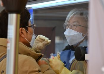 Detectan casos de la nueva cepa de coronavirus en Corea del Sur