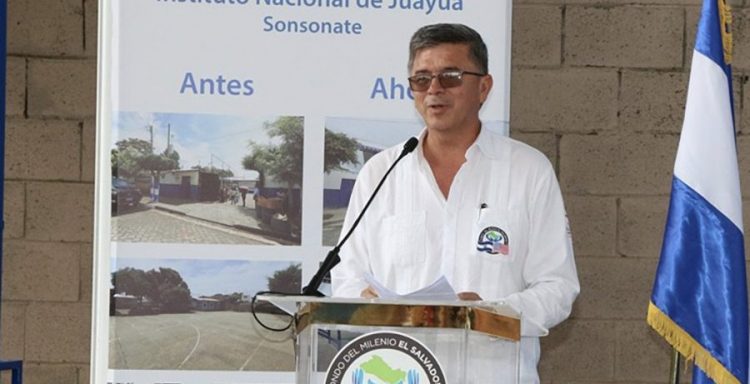 William Pleites, director ejecutivo de Fomilenio II. Foto/ Diario El Salvador.
