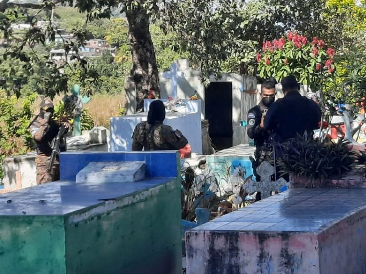 El cadáver fue encontrado en el cementerio del barrio San Sebastián, de Ciudad Delgado. Foto: / Francisco Campos