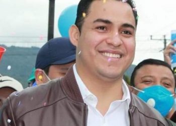 Encuesta de UFG en Santa Tecla da triunfo a Henry Flores
