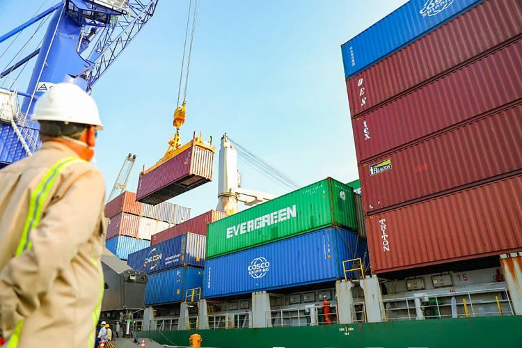Comercio. Camarones, café y azúcar son parte de los productos que continuarán ingresando al país europeo con beneficios arancelarios.