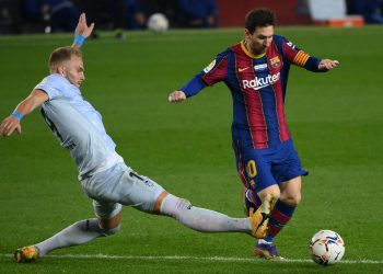 Barcelona patina en LaLiga, el Valencia le robó un empate en casa