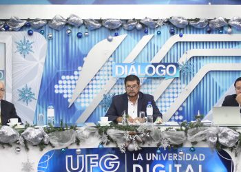 Aprobación de presupuesto sin intervención de ministro Zelaya es inconstitucional, según Nelson García