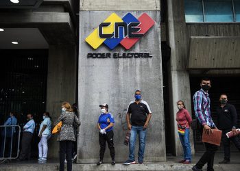 Proyectan baja participación en elecciones parlamentarias de Venezuela