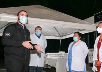2,600 trabajadores de la salud recibirán alimentos en los 31 hospitales nacionales, dice ministro Alabí