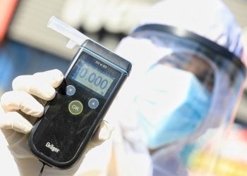 Verifican cumplimiento de medidas de bioseguridad en terminales de autobuses en El Salvador