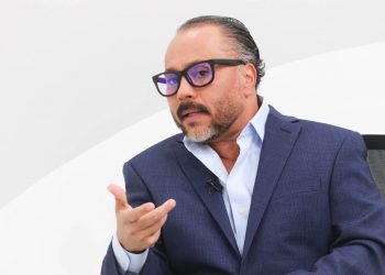«Muchos de los diputados actuales llegaban en la época de Funes a traer $30 mil mensuales» : Ernesto Castro