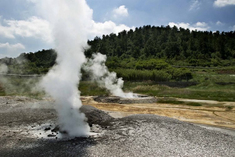 La energía geotérmica representa el 14.9 % de la matriz energética costarricense. Foto / AFP.