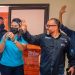 Ernesto Castro se reúne con jóvenes de San Salvador