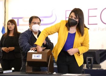 Cerca del 80 % de planillas de diputados ya están inscritas