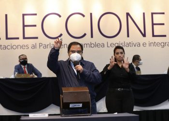 El TSE espera finalizar hoy la inscripción de planillas de diputados