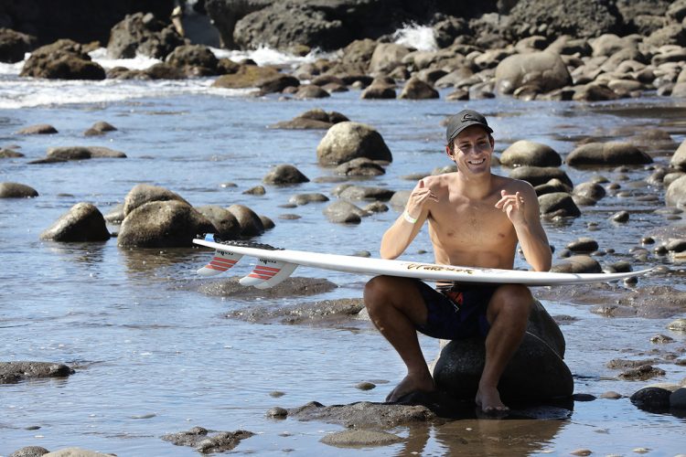 Lucca Messinas, es una de las principales figuras del surf que disputarona el Surf City El Salvador ALAS Tour 2020. Foto: Roberto Flores.