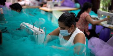 Economía se recupera en un 12 % en el tercer trimestre del año en El Salvador