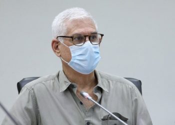 Piden a Fiscalía investigar presuntos sobornos de Mauricio Funes a Rodolfo Parker