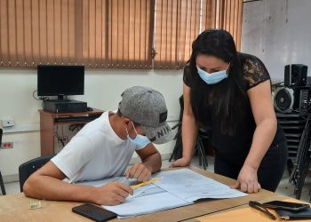 José, el joven salvadoreño que luchó contra todo impedimento para hacer la prueba AVANZO
