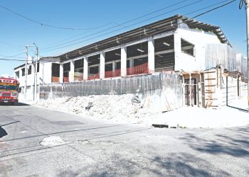 Construcción de centro médico en barrio Santa Anita se encuentra en abandono