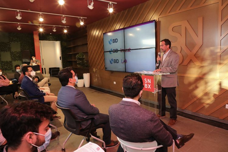 Instalaciones de SANDBOX El Salvador, el hub de innovación digital esta ubicado en el World Trade Center San Salvador.