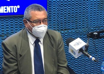 Candidato de Nuestro Tiempo señala que afiliados ARENA y FMLN han migrado a nuevos partidos