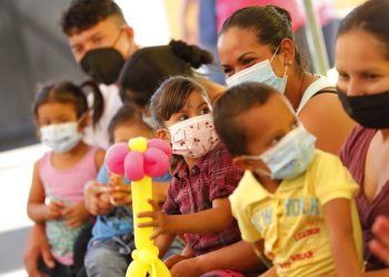 Fosalud realiza fiesta navideña para niños del CIAMIN