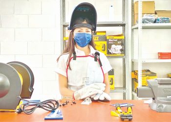 Estudiantes de San Rafael Obrajuelo reciben nueva infraestructura educativa