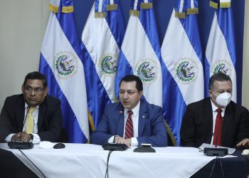 Ponce critica la gestión de Norman Quijano cuando fue presidente legislativo