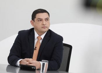 Javier Argueta: «FMLN y ARENA están unidos al PDC y decidieron no aprobar los fondos para Fomilenio»