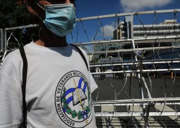 Veteranos de guerra de El Salvador exigen $160 millones para el presupuesto del próximo año