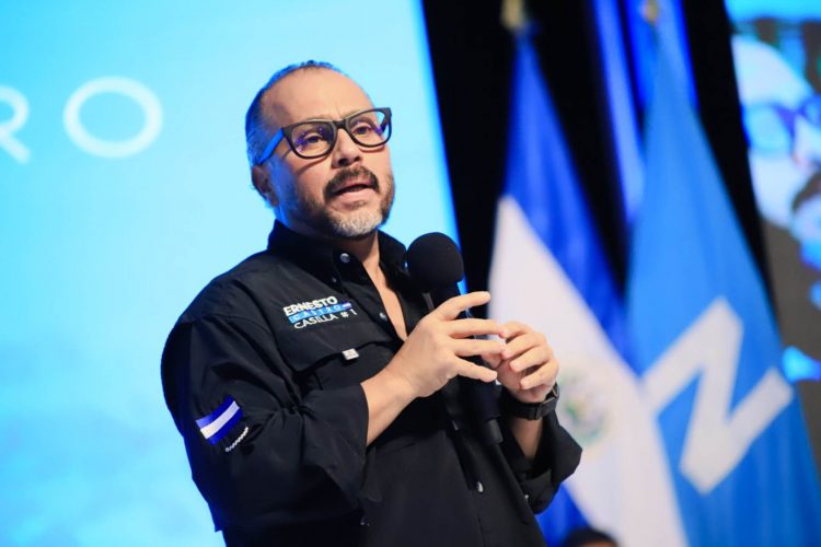 Ernesto Castro, candidato a diputado por San salvador. Foto / Cortesía.