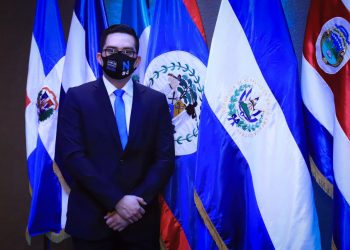 Carlos Hernández, candidato a diputado del PARLACEN, propone cambios en el organismo de integración centroamericana