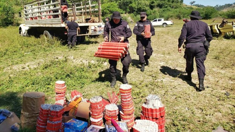 Los productos pirotécnicos fueron decomisados en diferentes zonas del país. Foto: Cortesía PNC.