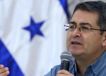 Fiscales de EE.UU. acusan a presidente de Honduras de aceptar sobornos a cambio de dar protección a un narcotraficante