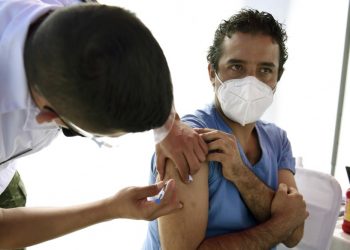México cumple más del 20% de su primera fase de vacunación contra el covid-19