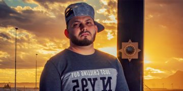 Cristian Mejía, el salvadoreño que pasó de peluquero a productor musical