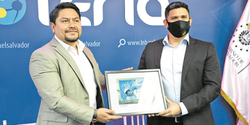 Lotería Nacional de Beneficencia distingue a Protección Civil