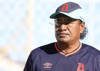 Tigana Meléndez va tras los pasos de Ricardo Sepúlveda y Rubén Alonso