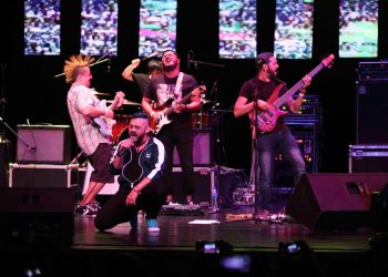 Adrenalina se convertirá en la primera banda salvadoreña de rock en ser llevada al cine