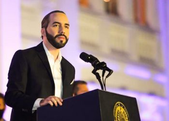 Presidente Bukele anuncia aumento salarial de $200 para Bomberos