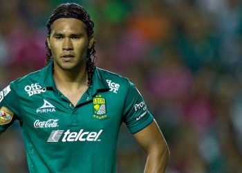 Lo económico sería barrera para la llegada del mundialista mexicano Gullit Peña, al Santa Tecla