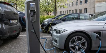 Noruega es el primer país del mundo que supera el 50 % de carros eléctricos vendidos