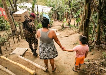 Gobierno salvadoreño entregó un millón de paquetes alimentarios en 15 días