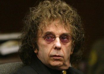 Fallece el icónico productor musical, Phil Spector, por COVID-19