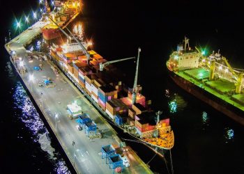 Puerto de Acajutla recibe al buque NYK Laura con 764 toneladas métricas de alimentos