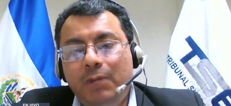 Julio Olivo, magistrado del TSE a propuesta del FMLN.