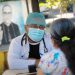 Personal de salud realiza jornada médica para la población de Apopa