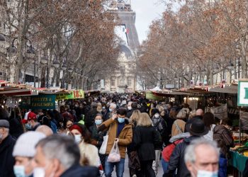 Francia se cierra con la esperanza de evitar o retrasar otro confinamiento